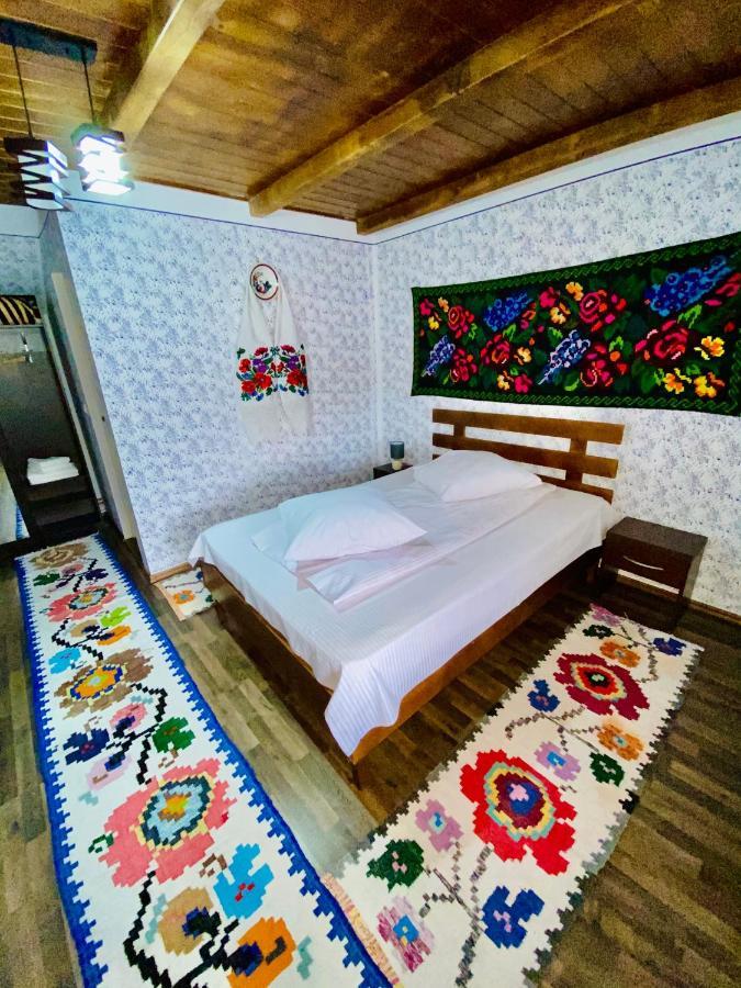 Floare De Maramures 1 Vadu Izei Zewnętrze zdjęcie