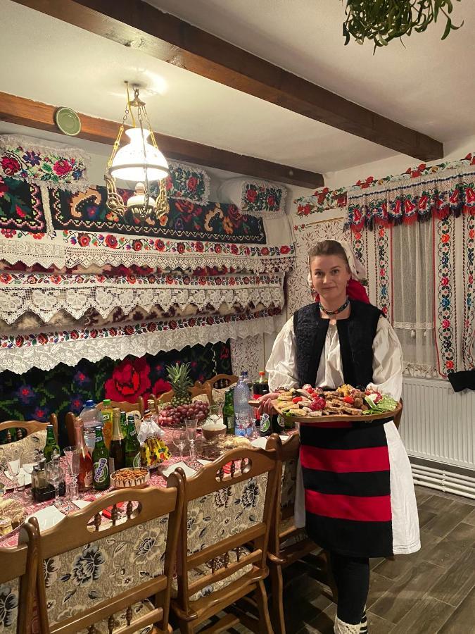 Floare De Maramures 1 Vadu Izei Zewnętrze zdjęcie